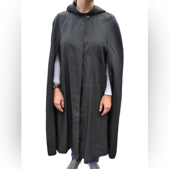 Vintage Black Hooded Cape, Cloak Coat, MidCentury 1950 Theatre Opera Cape Gothic - Picture 6 of 10